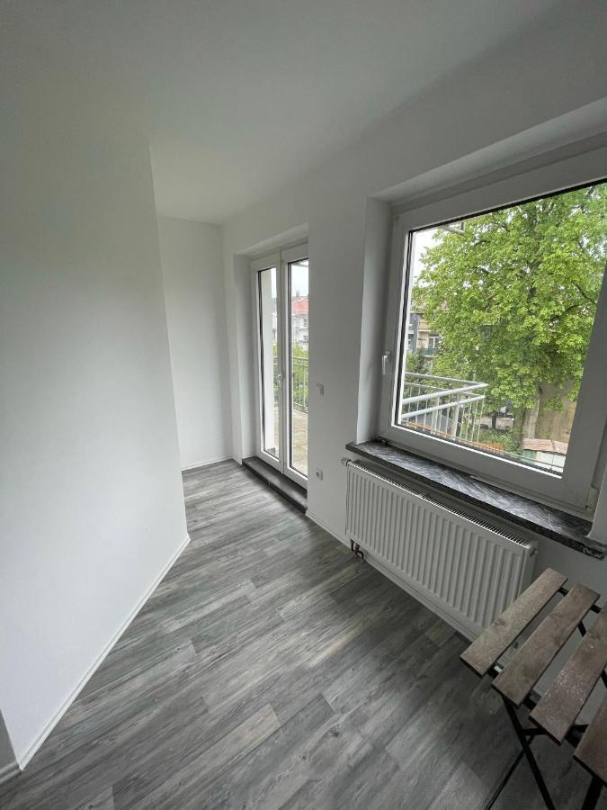 Estrella24 Living Rooms Chicago Ремшайд Екстериор снимка